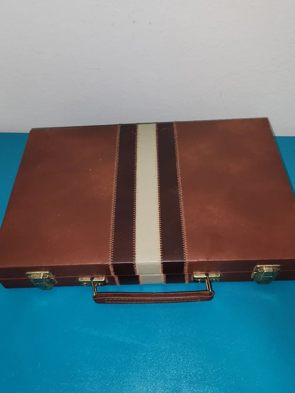 Vintage SKOR-MOR Backgammon Set Brown Leatherette Briefcase Complete Great Condi
